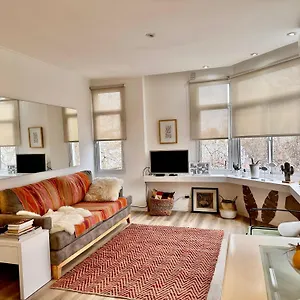  Apartamento Departamento En Calle Aristides, Mejor Zona Turistica Argentina